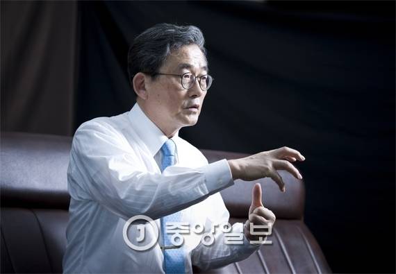 새누리당 이한구 공천관리위원장.