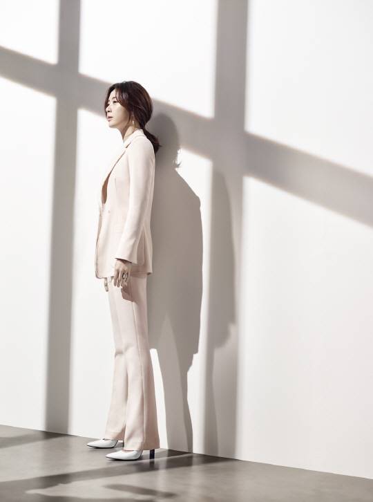 송윤아