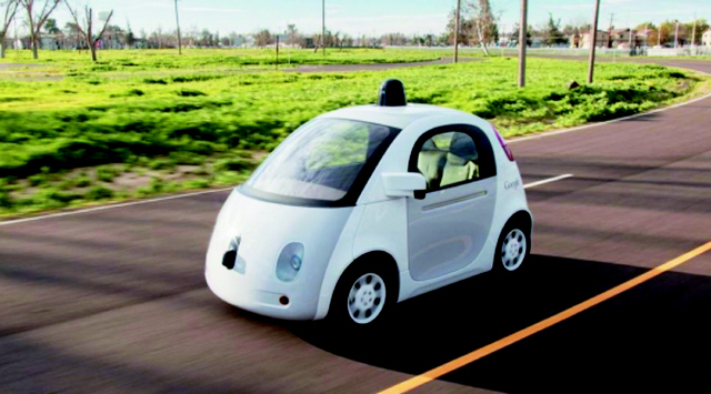 운전자가 사람이 아니라 소프트웨어인 시대가 다가온다. 구글의 자율주행차는 ‘자율주행 시스템’이 운전자를 보조하는 정도가 아니라 운전자를 대신하는 형태로 진화하고 있다. 구글 제공