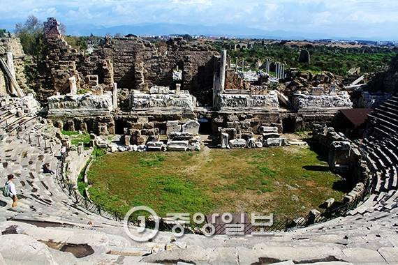 시데의 원형극장