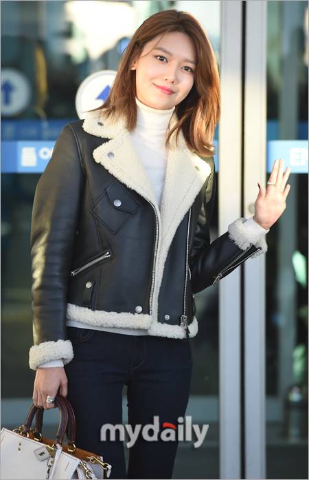 ▲ 수영, '전 아침이 더 예뻐요'