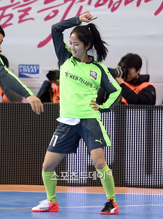 이민아