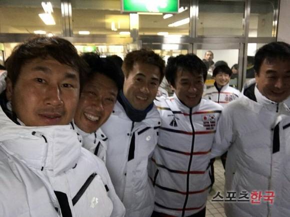 왼쪽부터 유상철, 이상윤, 김병지, 도쿄대첩 선제골의 주인공 야마구치