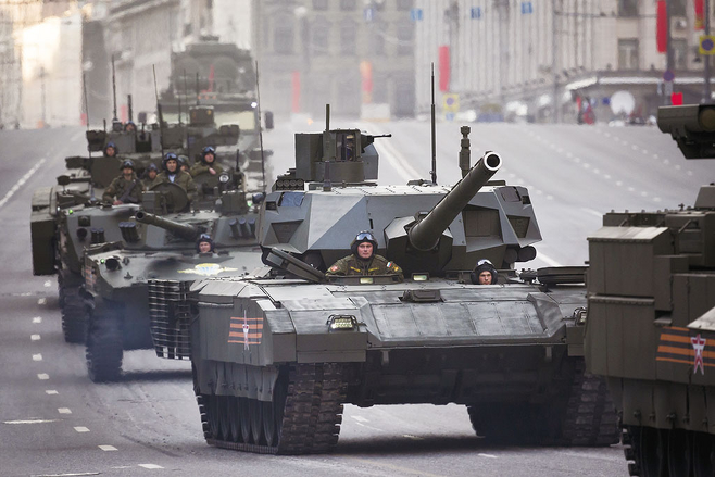 러시아의 차세대 전차 T-14 아르마타 © 양욱 연구위원 제공
