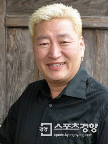 탤런트 유퉁