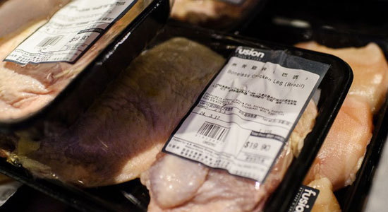 세계 곳곳에서 수입ㆍ판매가 금지되고 있는 브라질 산 닭고기 [출처=비즈니스월드]