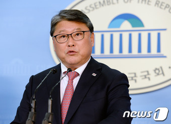 조원진 새누리당 대선후보/뉴스1 © News1 박세연 기자