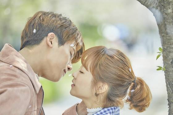 배우 박형식(왼쪽)과 박보영/사진제공=드라마하우스, JS픽쳐스