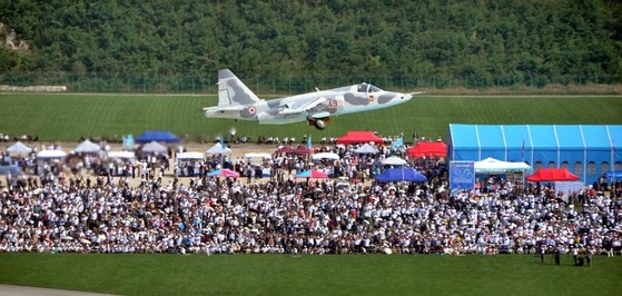 북한이 지난해 9월 갈마비행장에서 개최한원산국제친선항공축전의 모습. [사진=조선의 오늘]