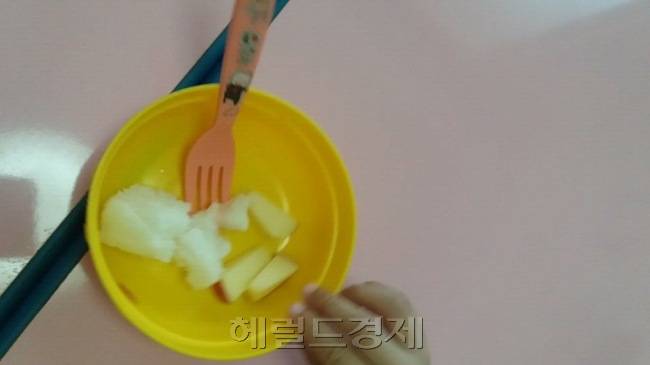 해당 어린이집에서 1인당 간식으로 제공된 과일