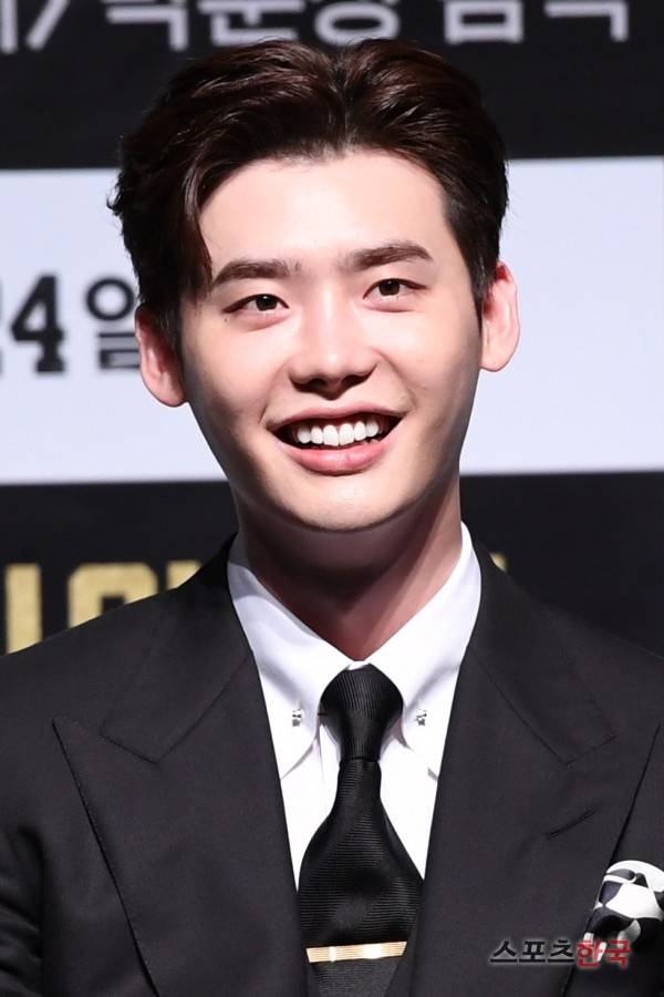 영화 '브이아이피 (V.I.P)' 제작보고회에 참석하고 있는 이종석. 사진=이혜영 기자 lhy@hankooki.com