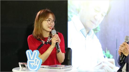 북튜버 '책읽찌라' 이가희 씨.