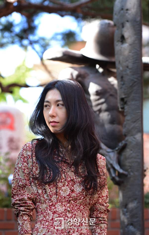 시쓰고 연기하는 장수진