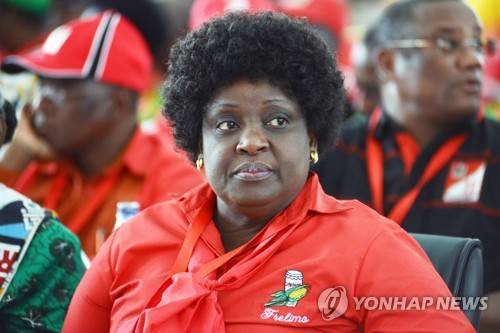 MOZAMBIQUE PATRIES FRELIMO CONGRESS