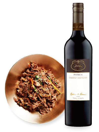 패트리샤 카베르네 소비뇽은 고기가 들어간 전류, 불고기 등과 잘 맞는다.[사진 제공 · ㈜금양인터내셔날, 동아DB]