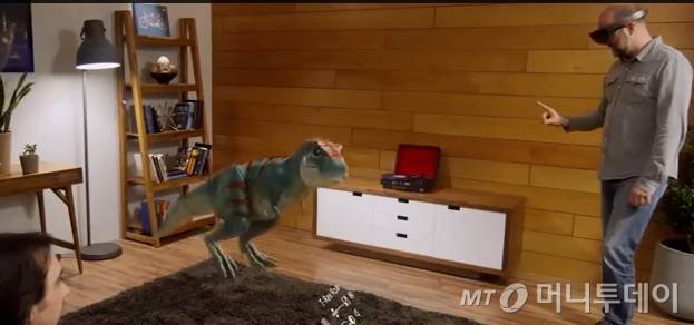 가상현실 기기 VR. /유튜브 화면 캡처