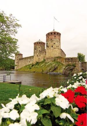 오페라 공연장으로 재탄생 한 올라빈린나 고성.