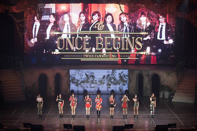 사진 : 트와이스 데뷔 2주년 팬미팅 현장 / JYP제공