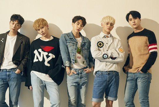 그룹 하이라이트 / 사진제공=어라운드어스
