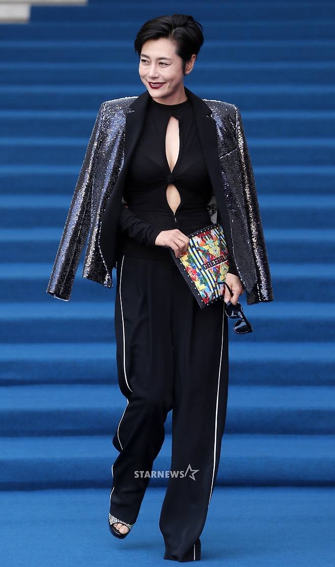 [★포토]춘자, '진짜 센 언니의 시크 패션'