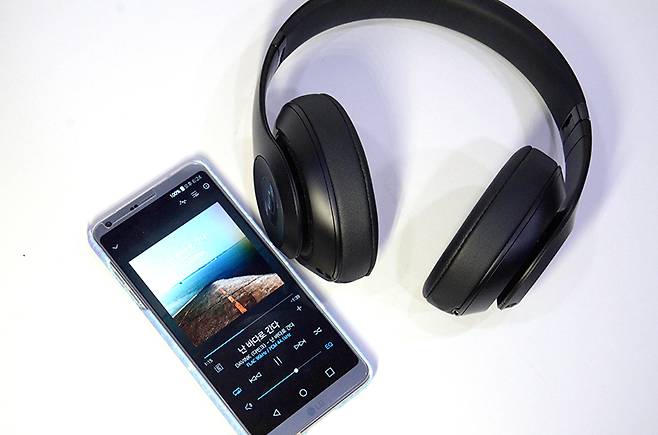 비츠 스튜디오 3 와이어리스는 기존 비츠 시리즈 대비 뛰어난 음질을 기대할 수 있다.