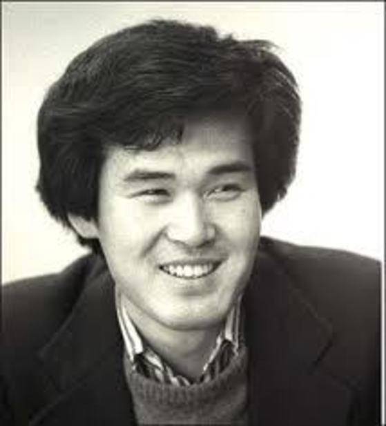 시인 기형도.