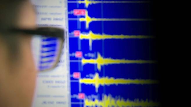 [속보] 경북 포항 북쪽 6Km지역에서 규모 5.5 지진 | 인스티즈