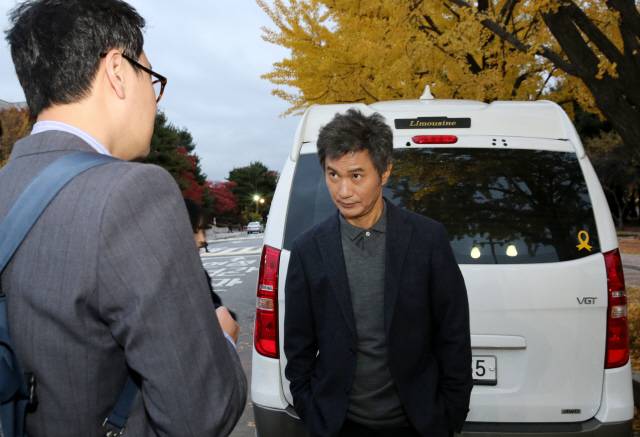 지난 10일 국회에서 만난 안내상씨는 “예전 같이 운동하다 국회의원이 된 이들로부터 의원회관에 놀러 오라는 말을 많이 들었는데 직접 온 건 처음”이라고 했다.