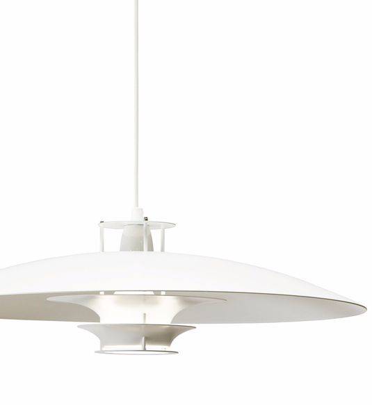 핀란드 디자인 브랜드 아르텍의 JL341 역시 요즘 주목받고 있는 펜던트 조명이다. [아르텍 홈페이지]