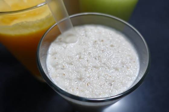 완성된 식빵 스무디.