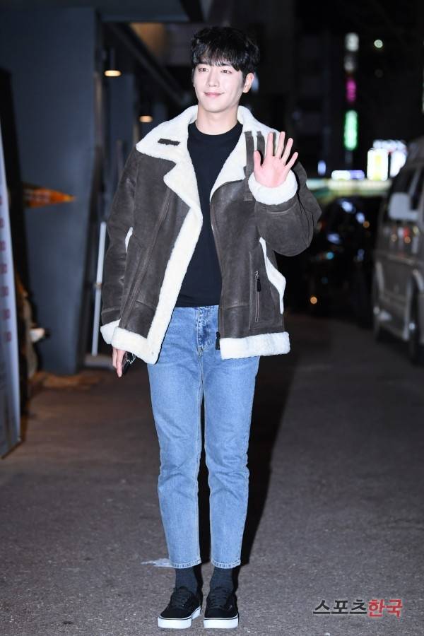 KBS 사전제작 드라마 '너도 인간이니' 촬영 종료 회식에 참석하고 있는 배우 서강준. 사진=장동규 기자 jk31@hankooki.com