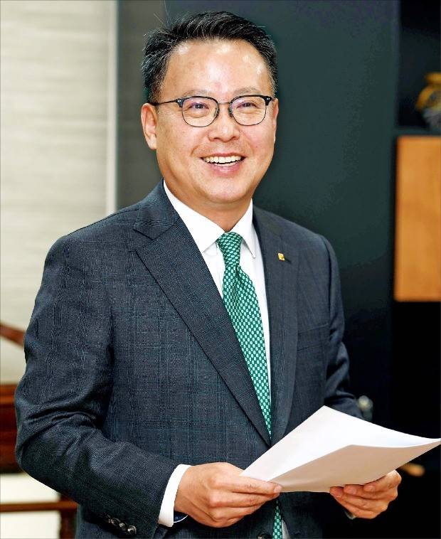 신경훈 기자 khshin@hankyung.com