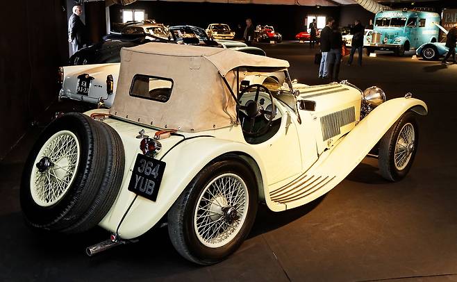 SS Jaguar 100 (이미지:위키미디어)