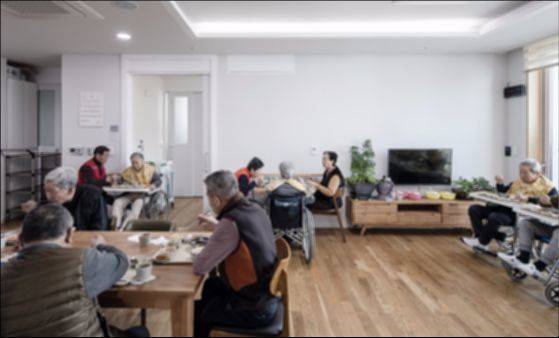 부천의 한 노인요양시설. [사진제공=나르실리온 포토그래피]