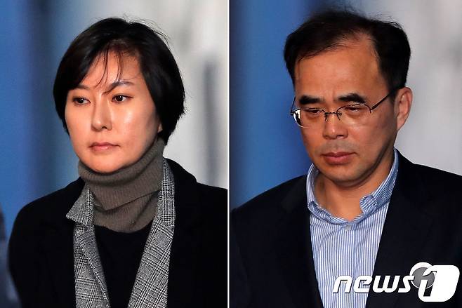 삼성 등 대기업에 한국동계스포츠영재센터(영재센터) 후원금을 부당하게 강요한 혐의로 재판에 넘겨진 장시호씨(왼쪽)와 김종 전 문체부 차관이 6일 오후 서울 서초구 서울중앙지법에서 열린 1심 선고 공판을 마친 후 호송차로 향하고 있다. 이날 법원은 장씨와 김 전 차관에게 각각 징역 2년 6월과 징역 3년을 선고했다. 2017.12.6/뉴스1 © News1 박지혜 기자