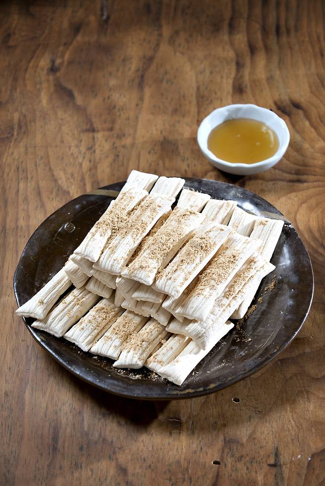 전남 담양의 전통 쌀엿과 조청.