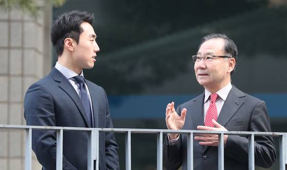 1987년 당시 검찰청사였던 서울시청 서소문별관에 들어서자 신성호 교수는 "박종철 군 고문치사 사건이 벌어진 지 벌써 30년이 지났다"며 잠시 감상에 잠겼다. 그는 "지금도 기억 속에 취재했던 그 순간과 기사를 쓰기까지의 과정이 선명하게 기억난다"고 말했다. 변선구 기자