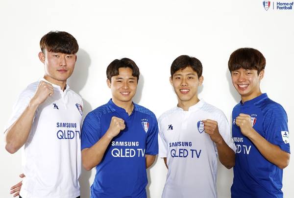 김민호, 송진규, 최정훈, 전세진
