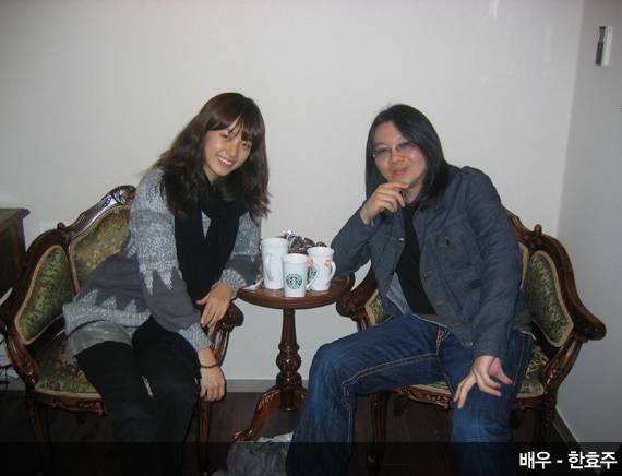 전기영 PVI 대표로부터 보컬 트레이닝을 받은 배우 한효주