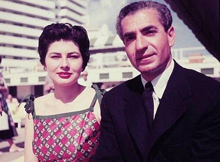 무함마드 레자 팔라비 이란 국왕(오른쪽)과 그의 두번째 왕비 소라야. [사진 위키피디아]