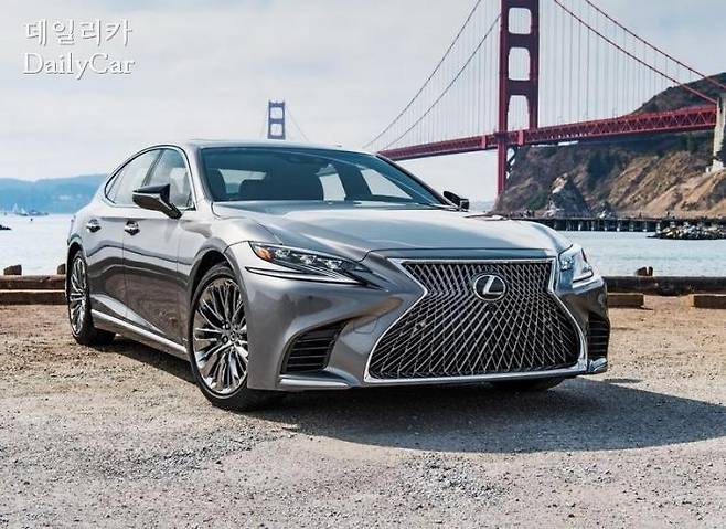 렉서스 LS