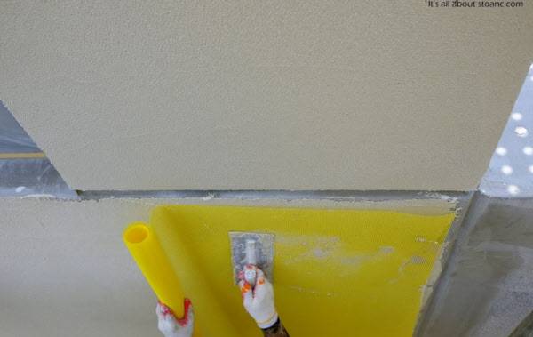 메쉬 위에 모르타르를 바른 모습. /Sto A&C