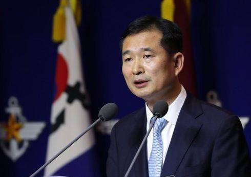 이건리 국방부 5·18 특별조사위원장이 지난해 9월 국방부 브리핑룸에서 조사경과 보고를 발표하고 있다. [연합뉴스]