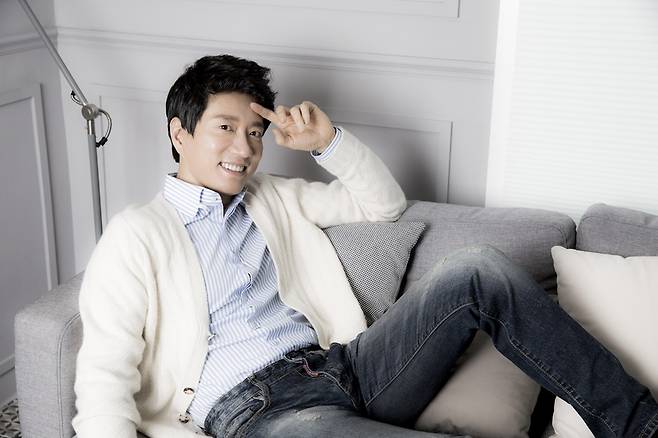 영화 ‘조선명탐정: 흡혈괴마의 비밀’에서 김민을 연기한 배우 김명민. 제공ㅣ쇼박스