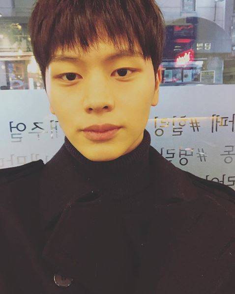 사진=육성재 인스타그램