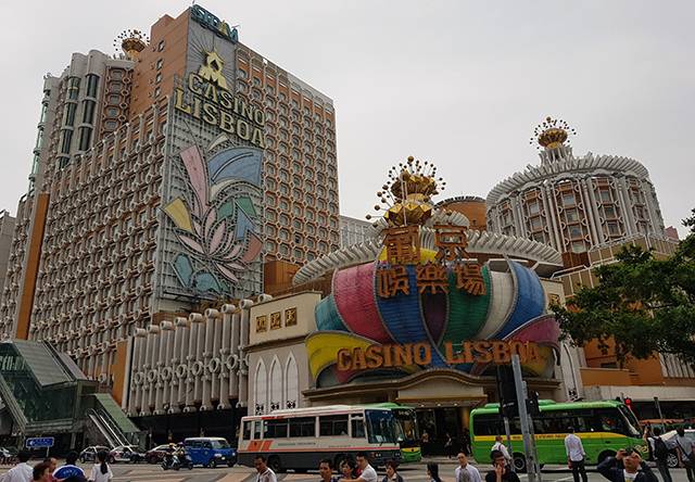 ▲2004년 4월까지 마카오 최고 카지노 호텔로 명성을 얻었던 리스보아 호텔. ⓒ프레시안