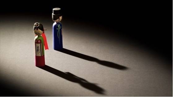 부부는 결혼 초반에 형성된 서로를 향한 고정관념으로 변화를 인식하지 못해 졸혼하는 경우가 생긴다. [중앙포토]