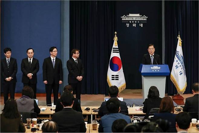 6일 오후 청와대에서 정의용 청와대 국가안보실장이 방북 결과를 브리핑 하고있다 (사진=청와대 제공)