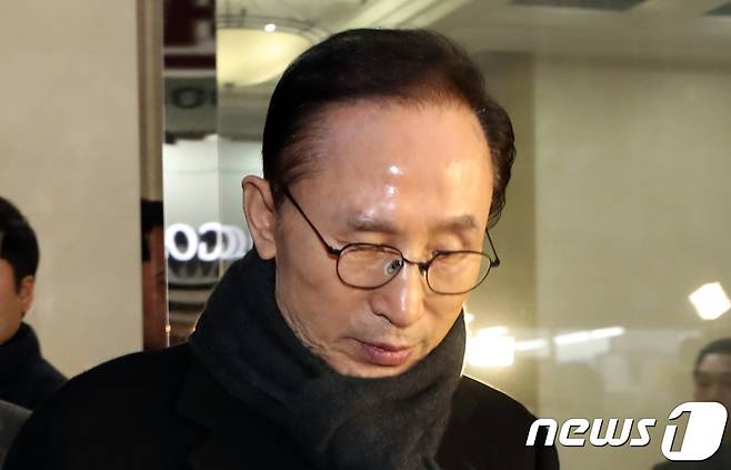 이명박 전 대통령. 2018.2.19/뉴스1 © News1 황기선 기자