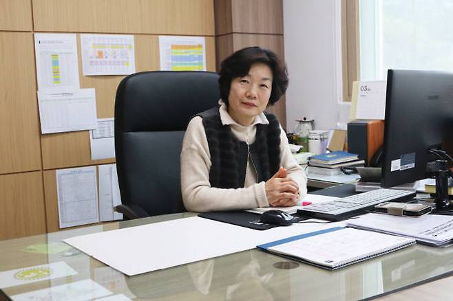 최병임 국립청소년인터넷드림마을 센터장은 "인터넷이나 스마트폰에 종속되지 않고 자신의 꿈과 진로를 위해 잘 활용할 수 있는 훈련과 체험프로그램 운영에 최선을 다하겠다”고 말했다.